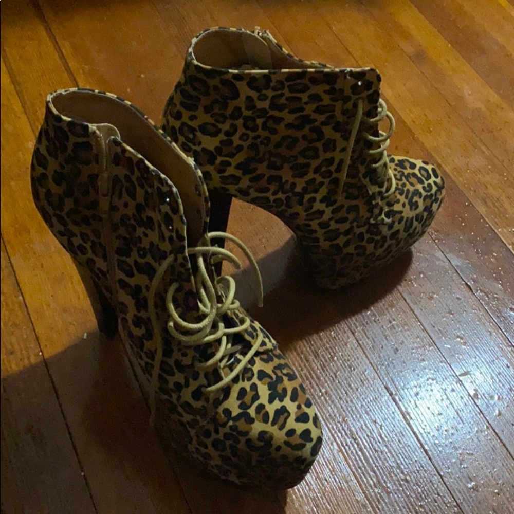 Leopard booties